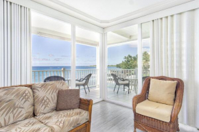Oceanfront Condo Wrap-Around Lanai Almost Hanging Over The Ocean -Hale Kona Kai 313 by Casago Kona